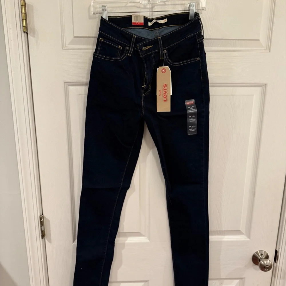 Levi’s 721 High Rise Skinny jeans - Picture 2 of 6